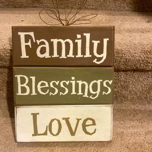 Family blessings love block decor distressed great colors matches everything.